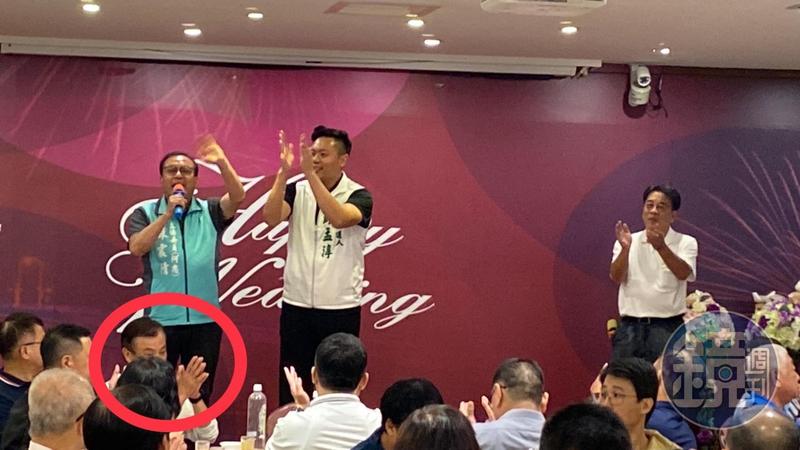 【獨家】屏南立委選區綠營鬧分裂? 直擊蘇嘉全陪蘇孟淳「三代同框」現身7大工會餐敘